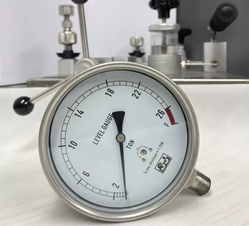 SJ Gauge custom dial of a pressure gauge 
